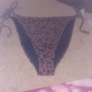 Cute cheetah print bikini bottoms pacsun